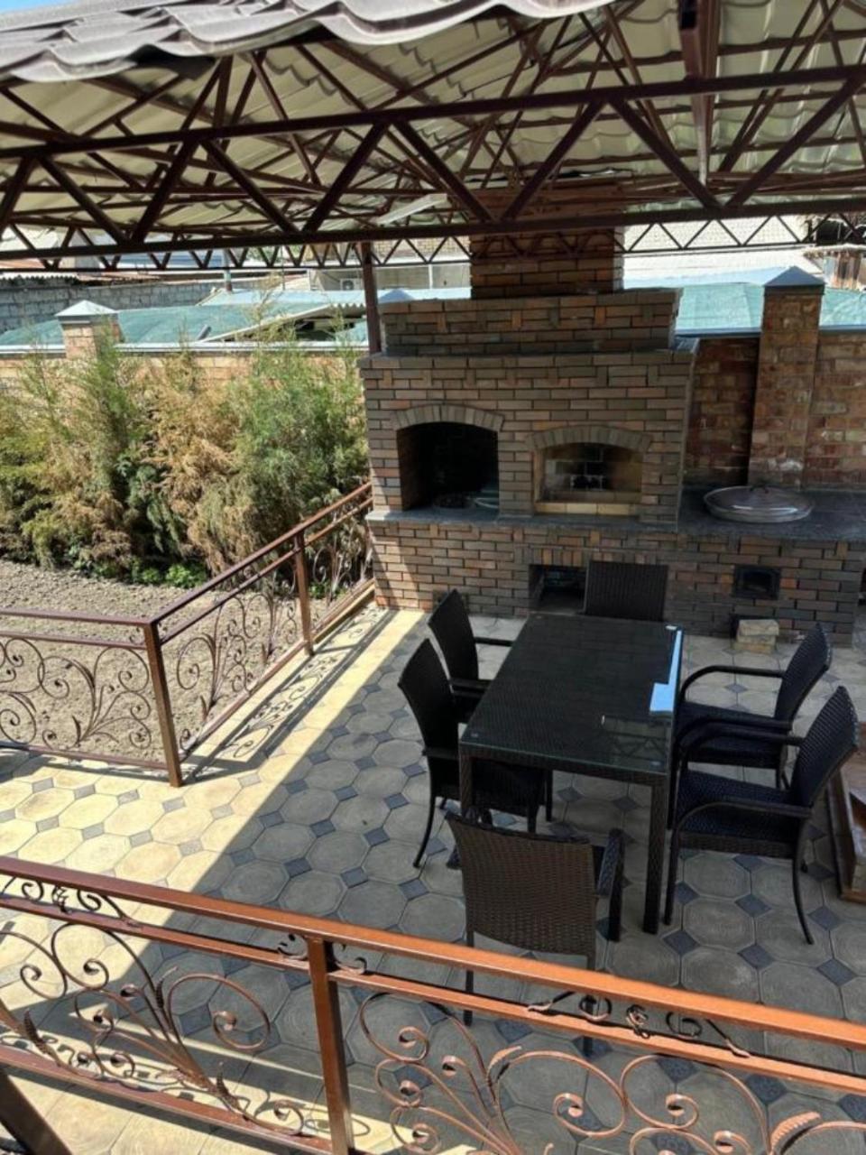 Amanat Guest House Bischkek Exterior foto