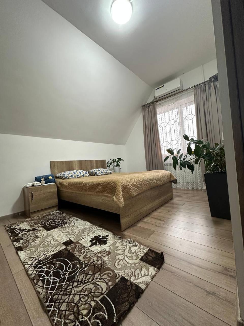 Amanat Guest House Bischkek Exterior foto