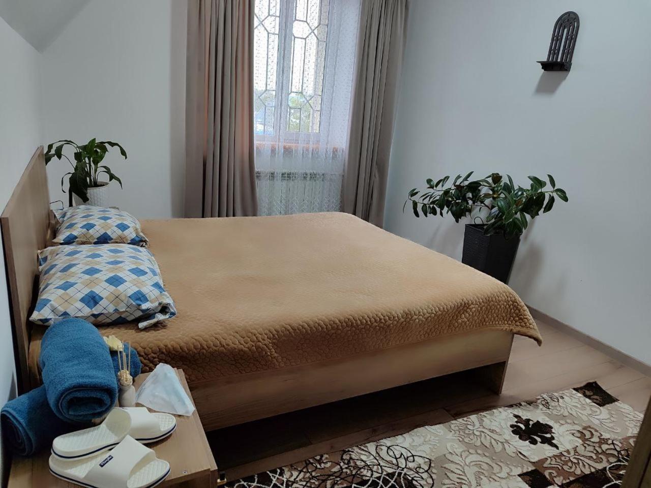 Amanat Guest House Bischkek Exterior foto