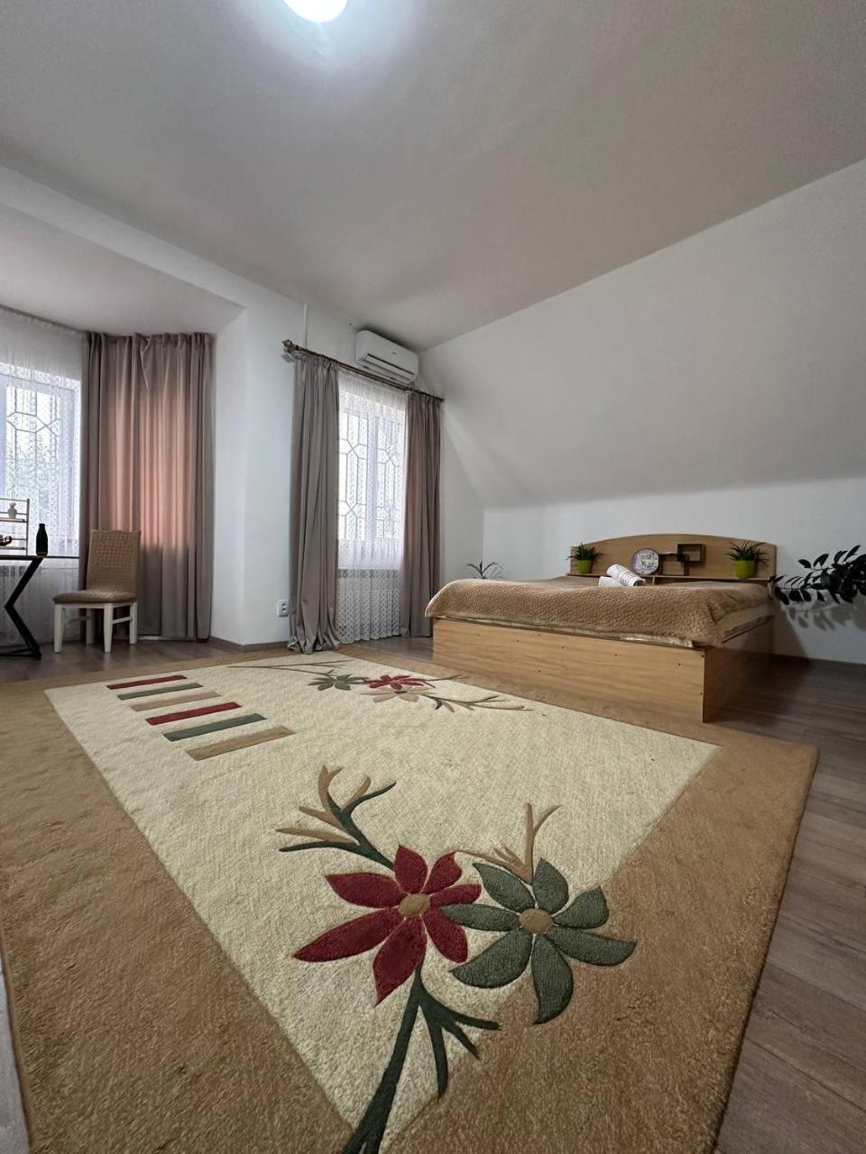 Amanat Guest House Bischkek Exterior foto